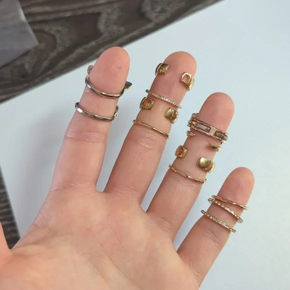 13 PC Girls' Stackable Rings Bundle - Picture 4 of 8